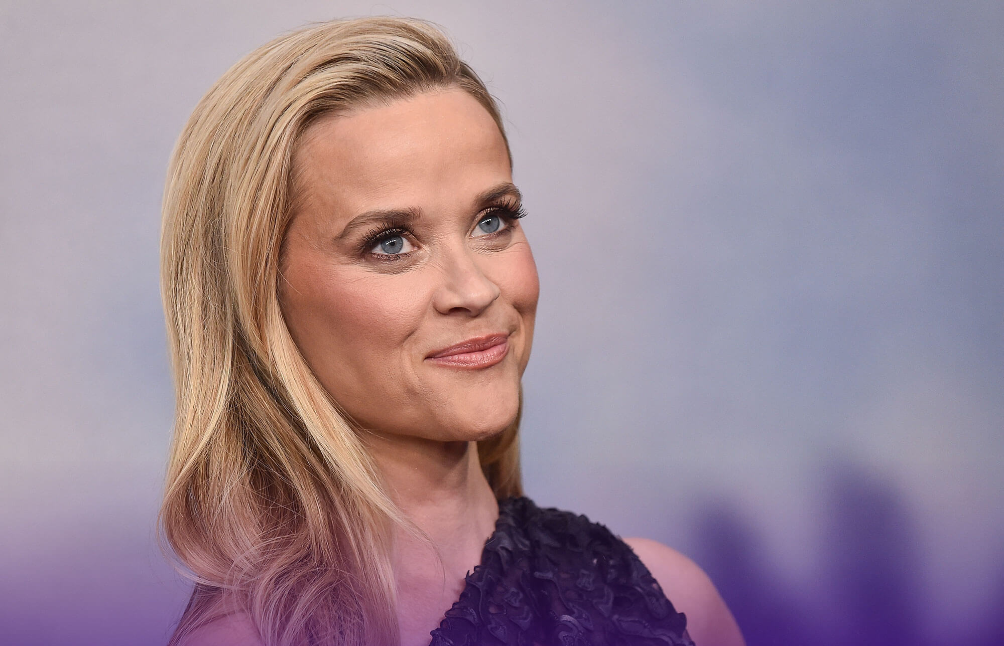 Reese Witherspoon Glow Getter Spotlight - image
